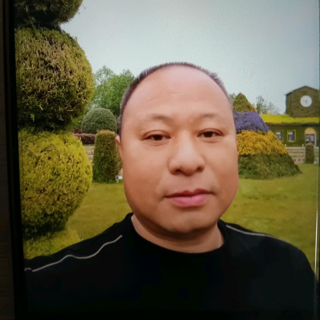 辉哥助力号从简介进主号早上5点30直播