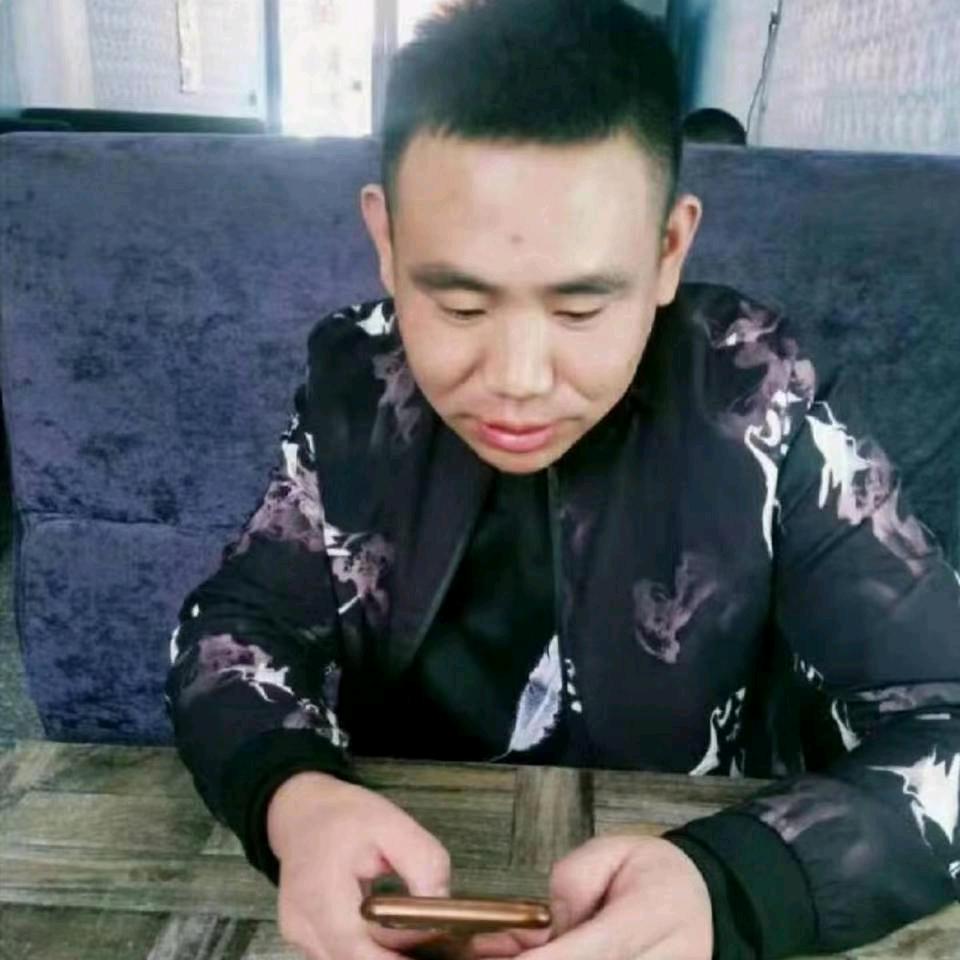 双吉牛蹄子火锅