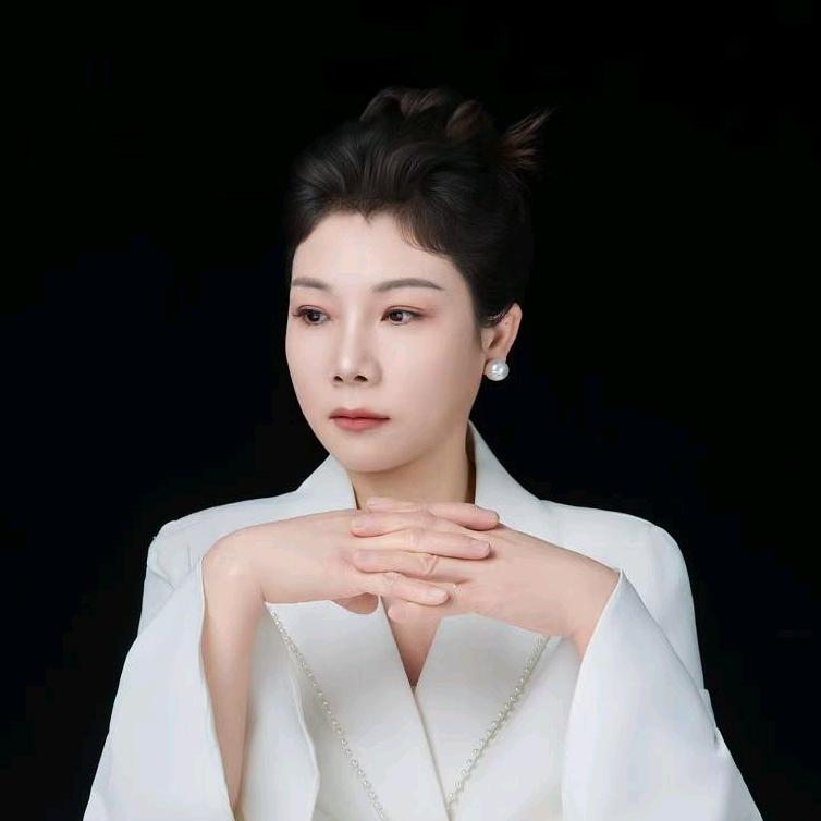 水源水丝沐空间王娟