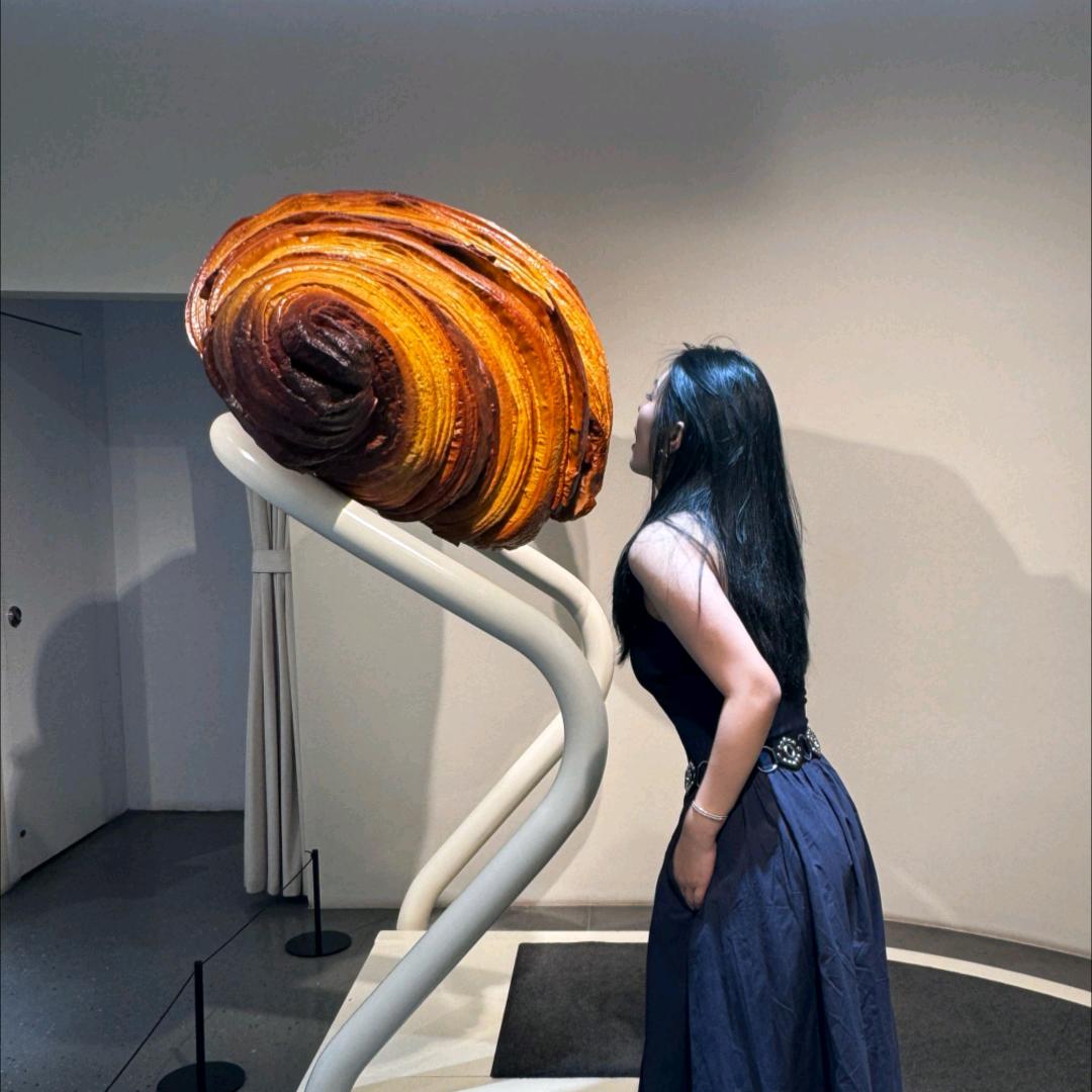 暄.