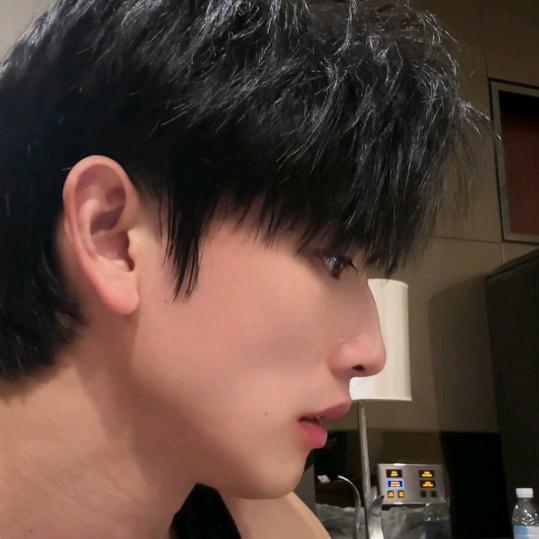 月半文文ʳᵒᵘ