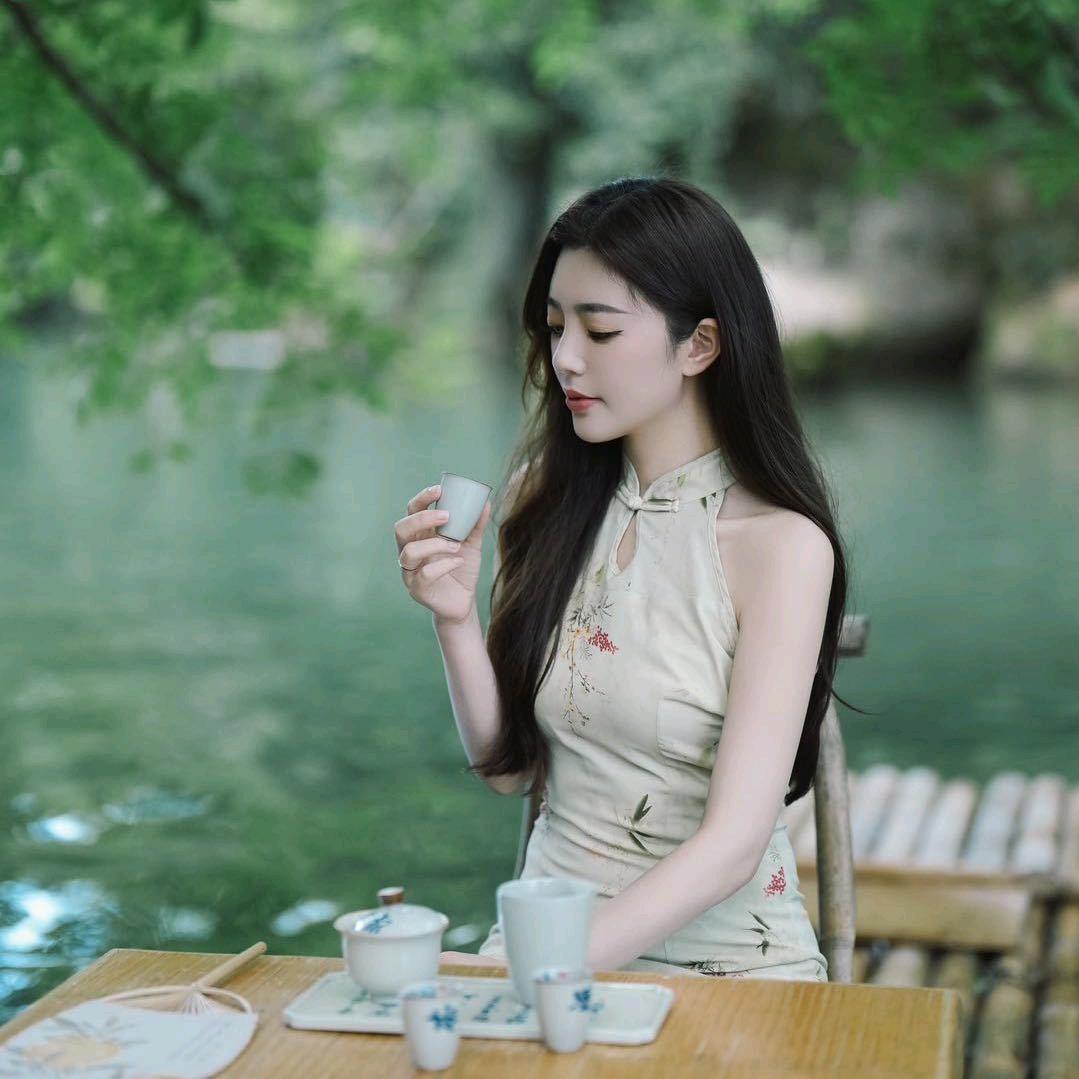 胡雨茶坊