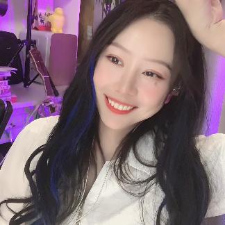 小啊涵。