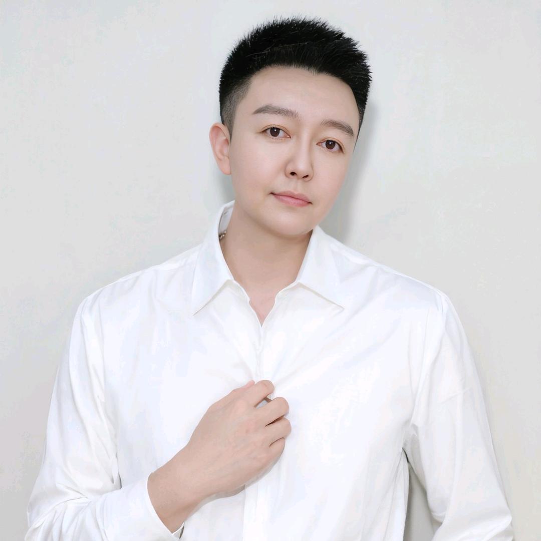 FitLine李天泽