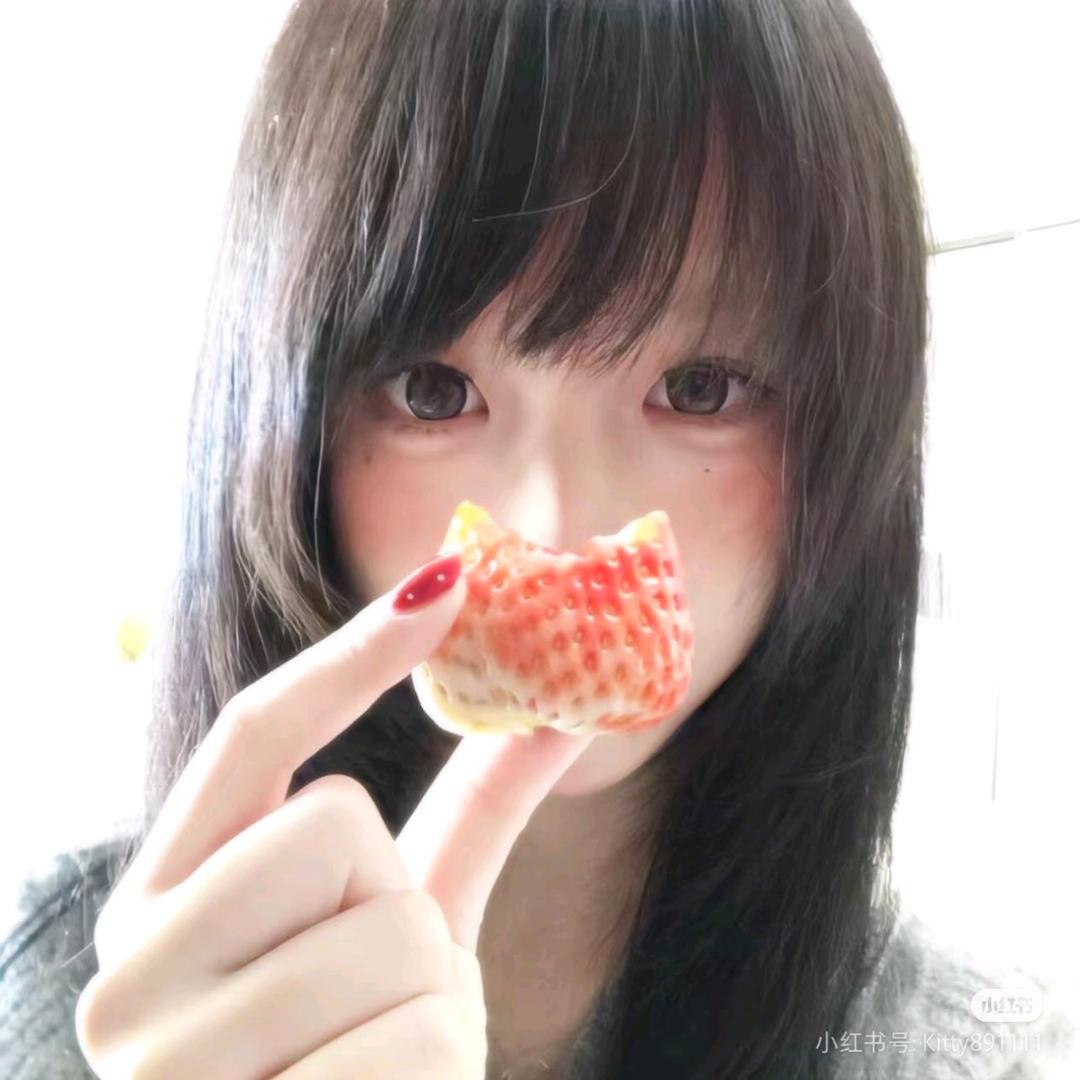 鱼幼薇