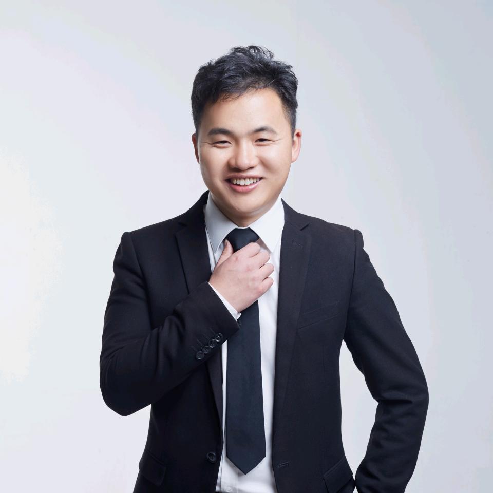 小张书记在小兴安岭