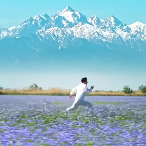 像个煤球
