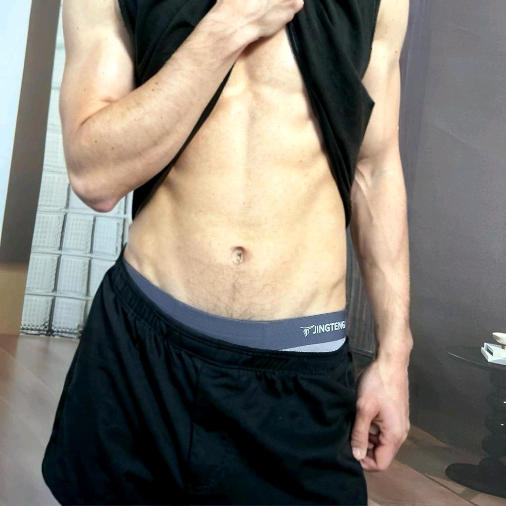 潮流男内推荐官