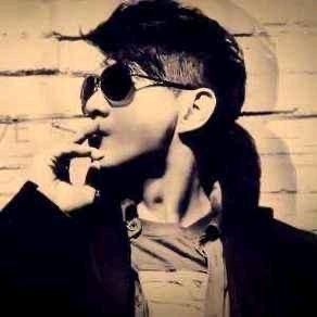 🚬᭄ཽ࿆低调٭大叔࿐