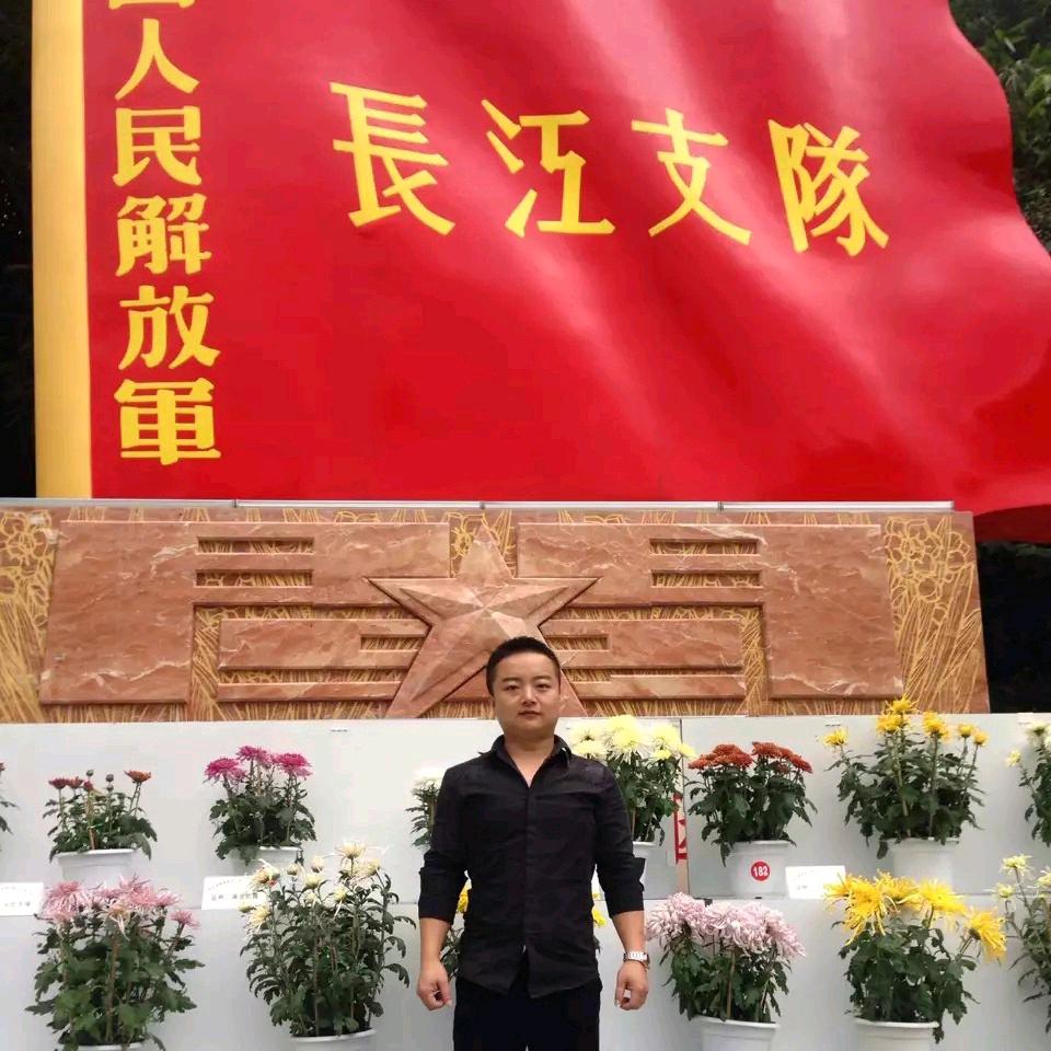 楊熠BIBY头像