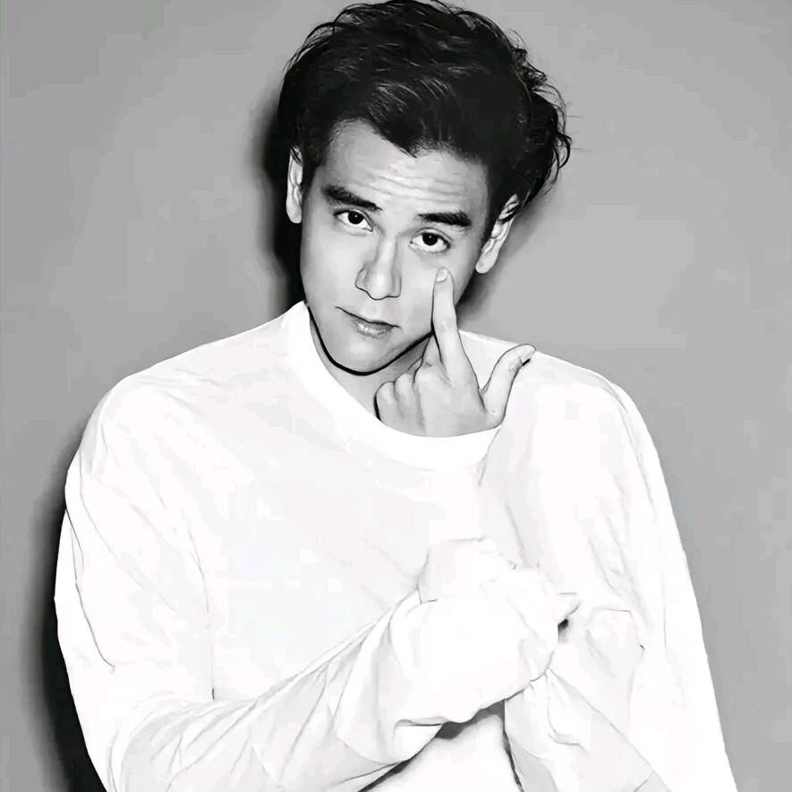 𝕽𝖊𝖋𝖑𝖊𝖈𝖙𝖎𝖔𝖓