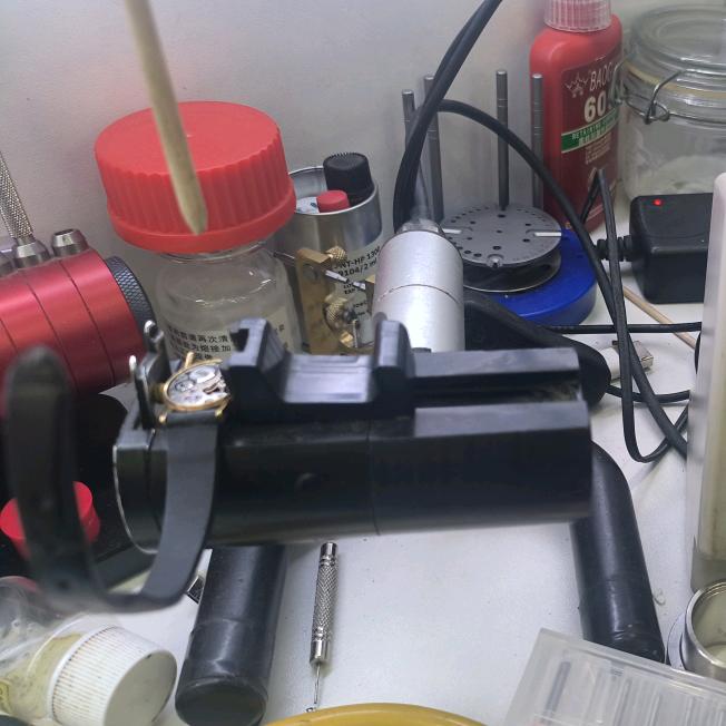 精缮手表维修中心