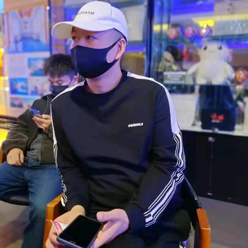 小雷哥