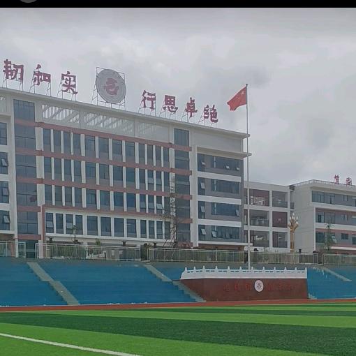 云南初中升学规划-何老师