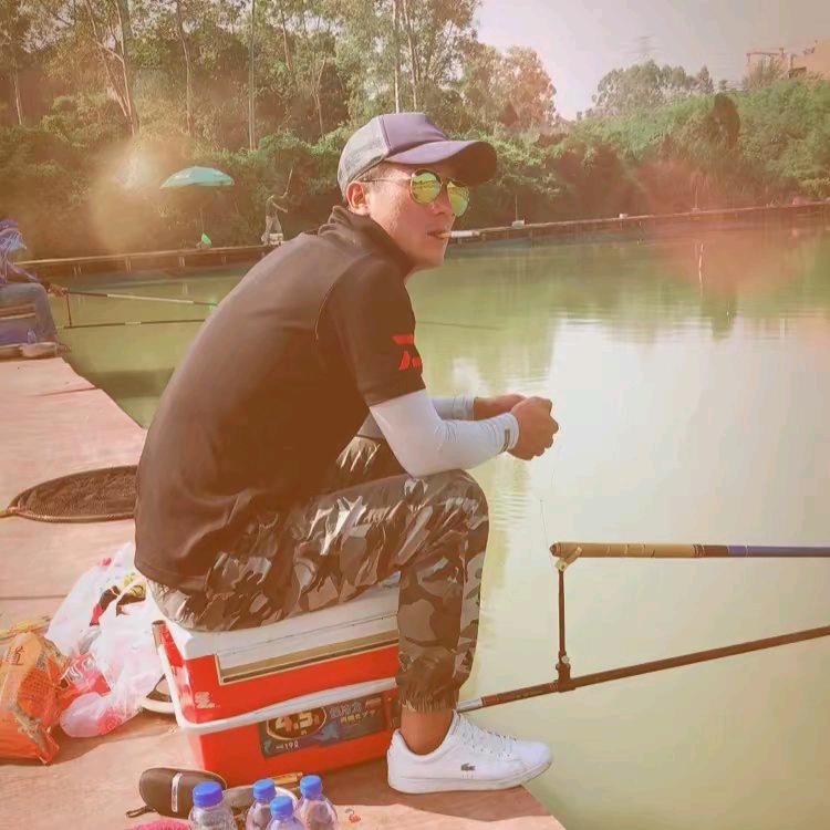 佰乐钓具（室内垂钓馆）