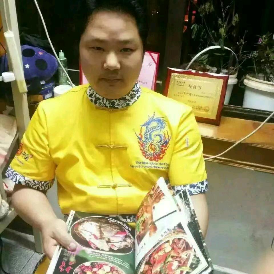 爱做菜的左哥头像