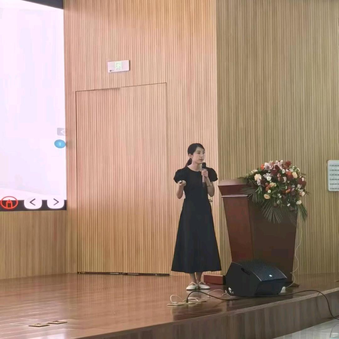 一颗小刘莲🌻