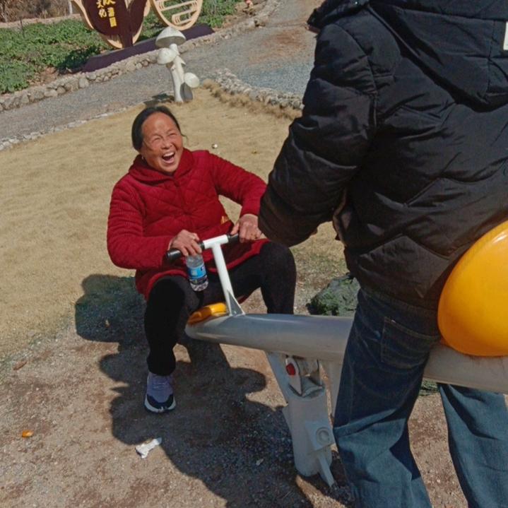 钟秀英