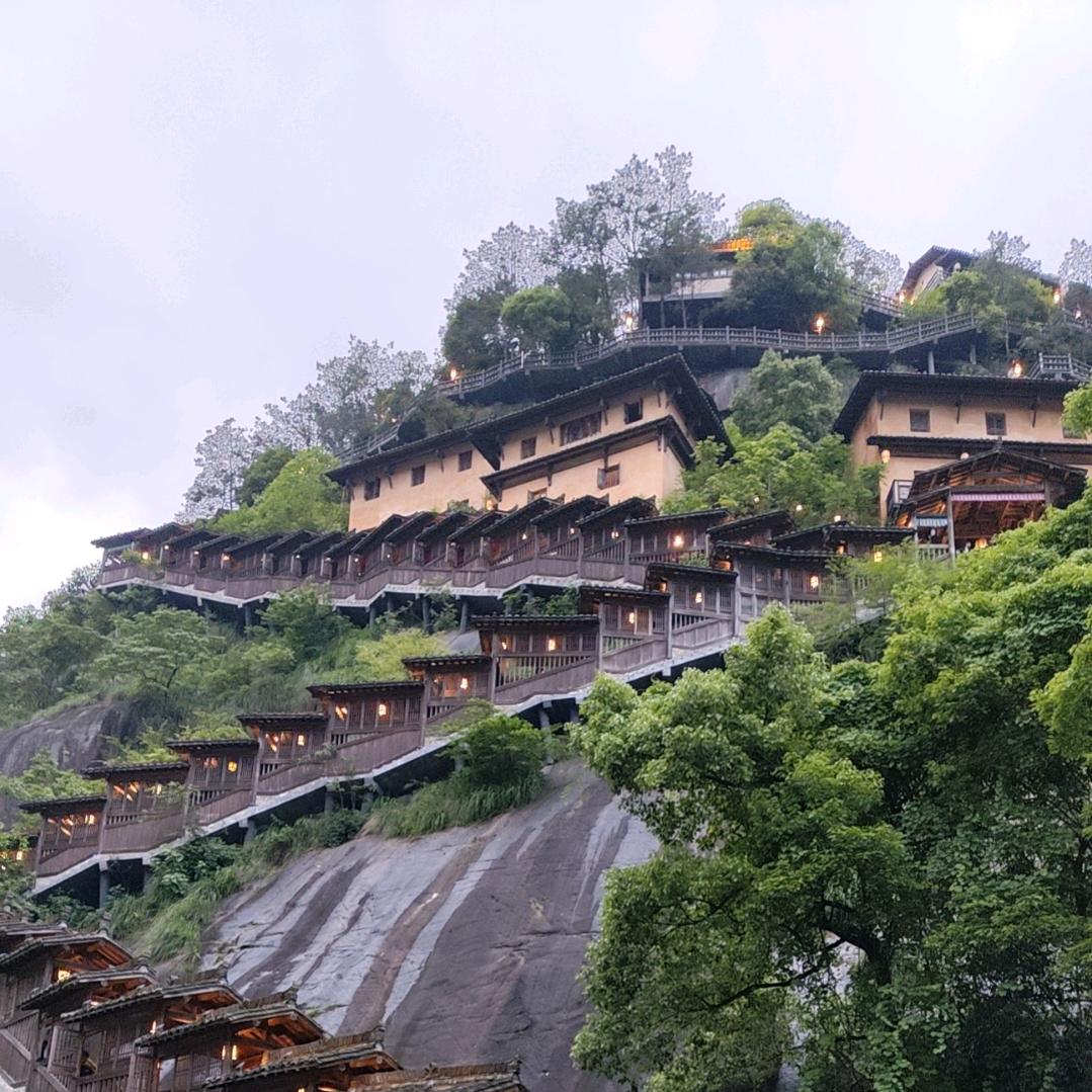 小窗口，大世界