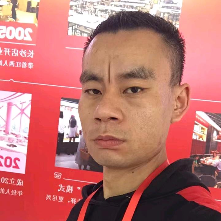 六年餐饮:小江