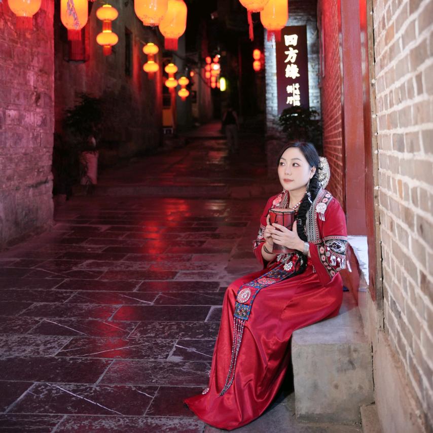 仁怀国美电器帝标家居周姐