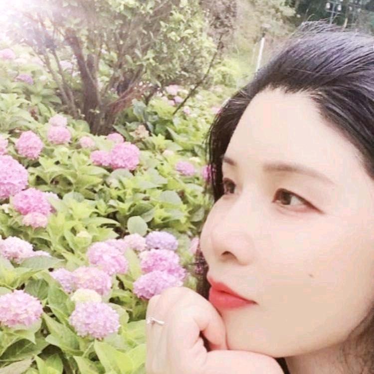 咫尺天涯