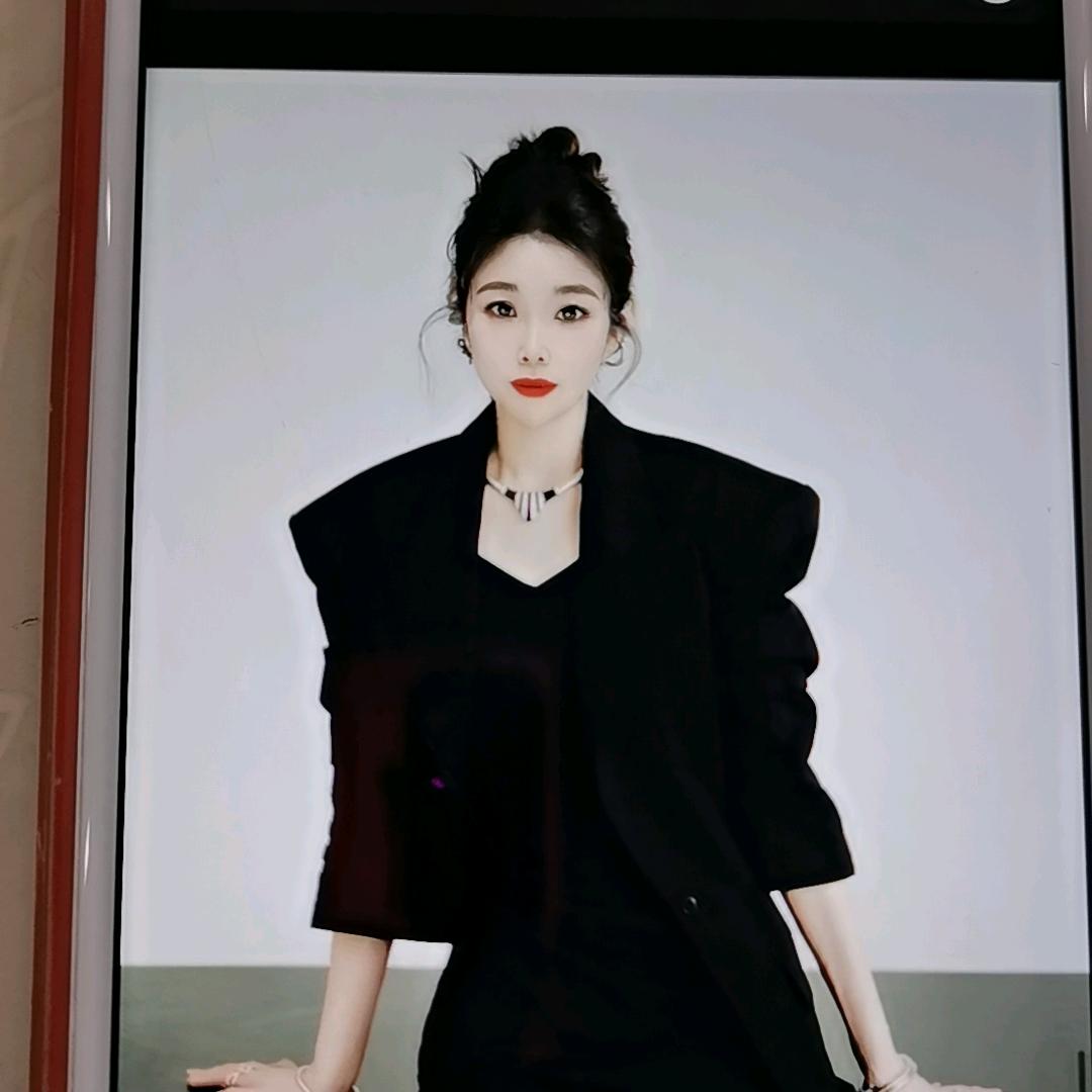 張艳