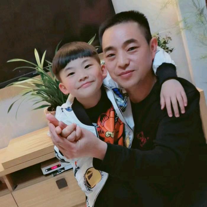 杨龄