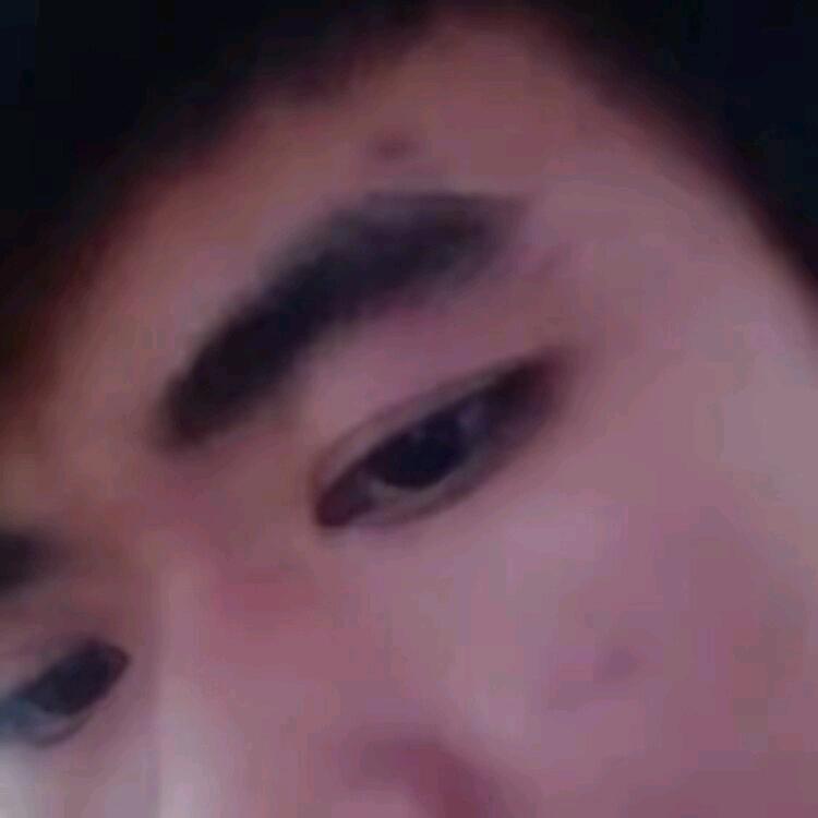 㣻罖