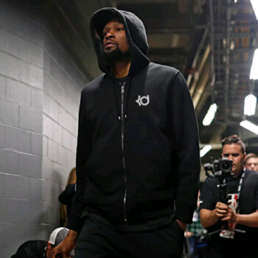 不相信长夜将至