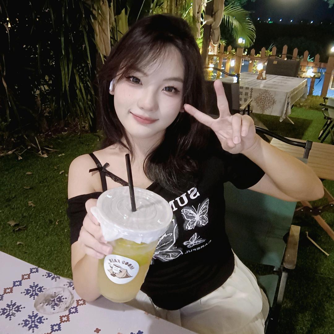 美女的烦心柿