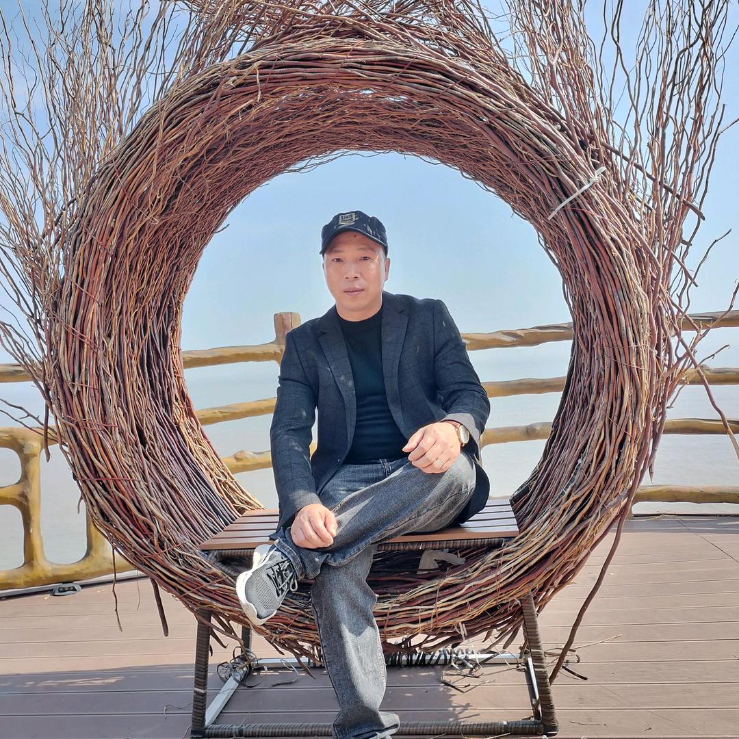 泰山脚下为你祈福