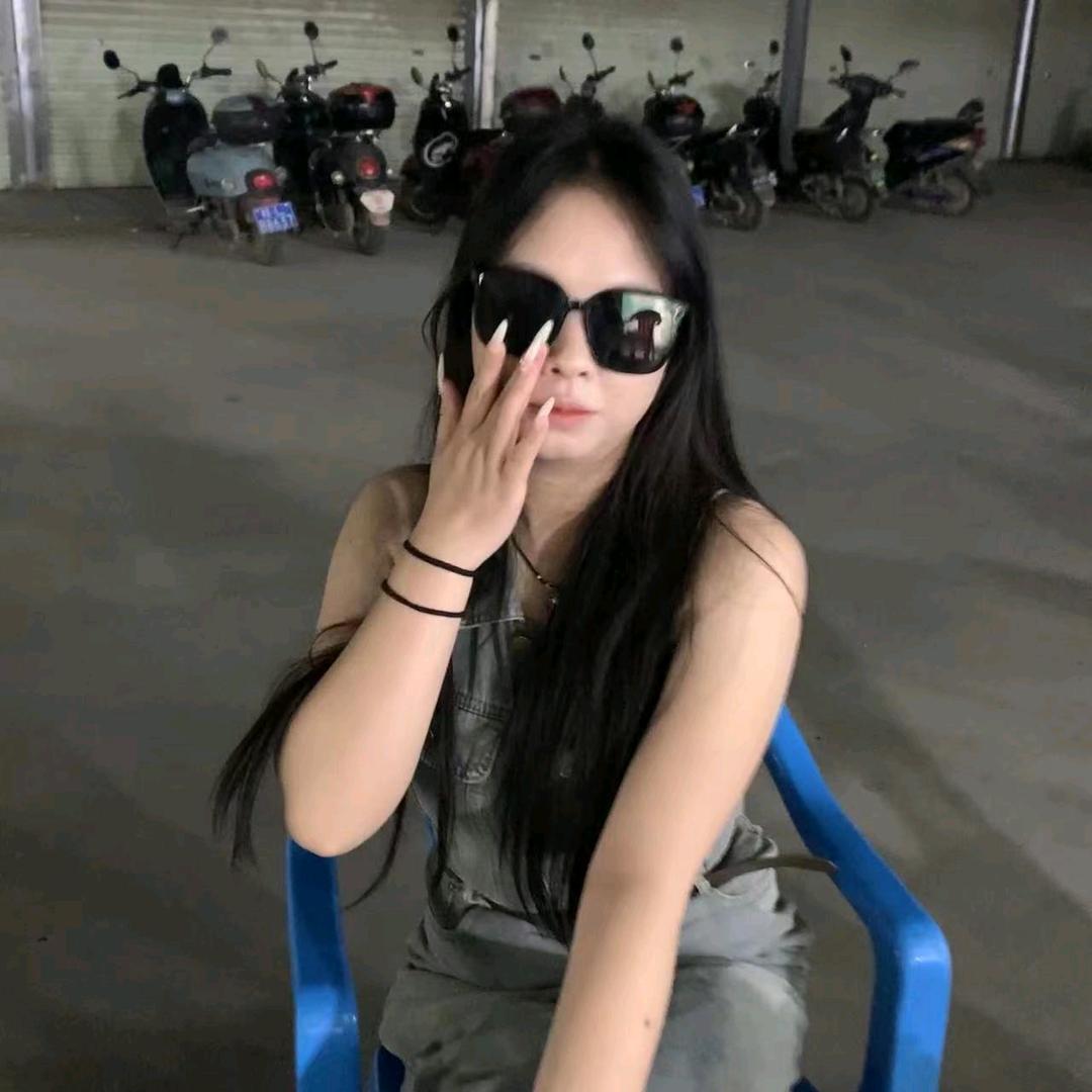 小玥吖