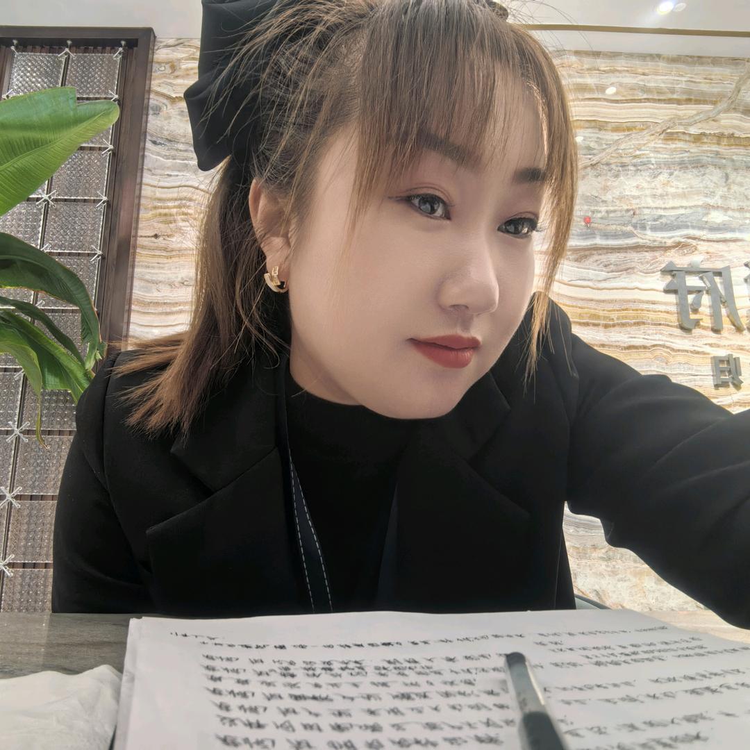 鸿瑞·君悦府销售甜甜🍭