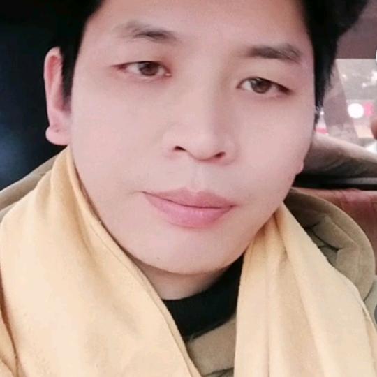 卖冰棍的小男孩