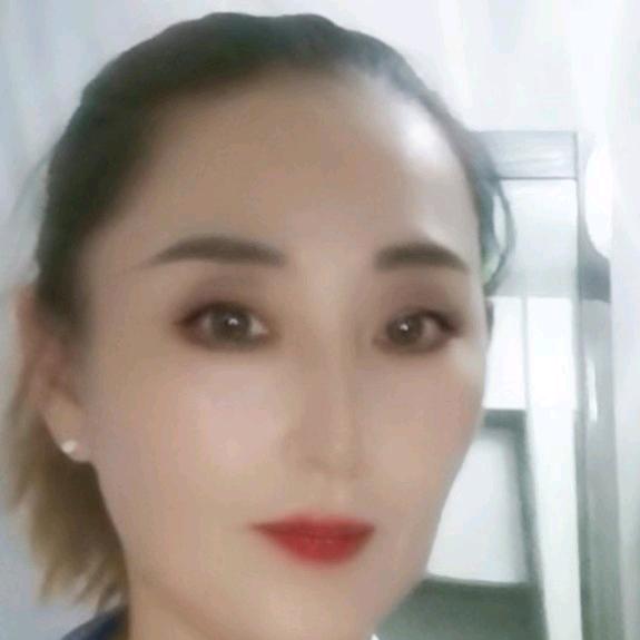 王华发型设计