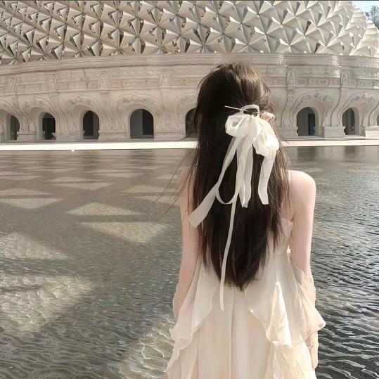 喜上眉梢服装经营部