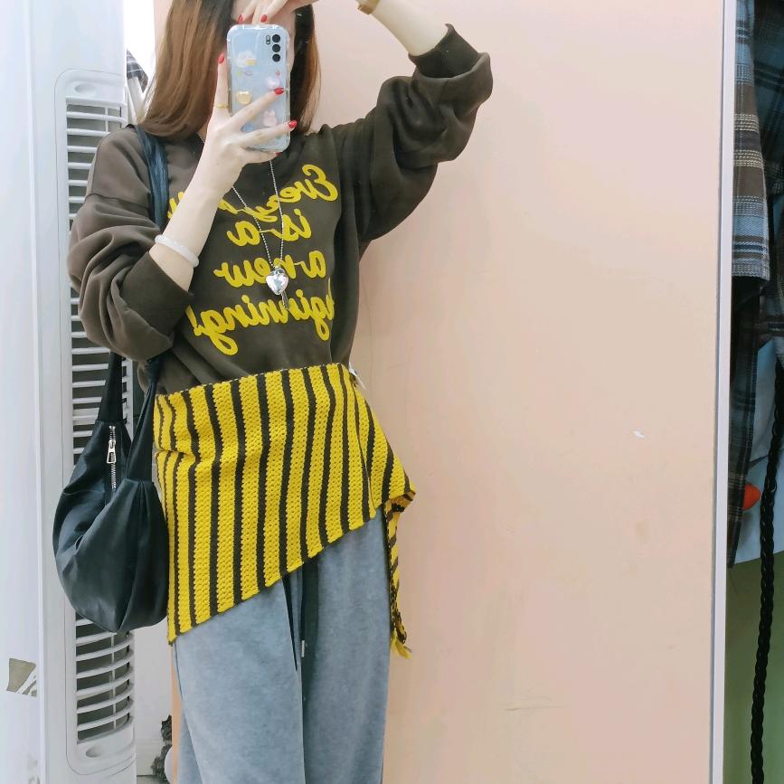 休尚百度女装大英小柒