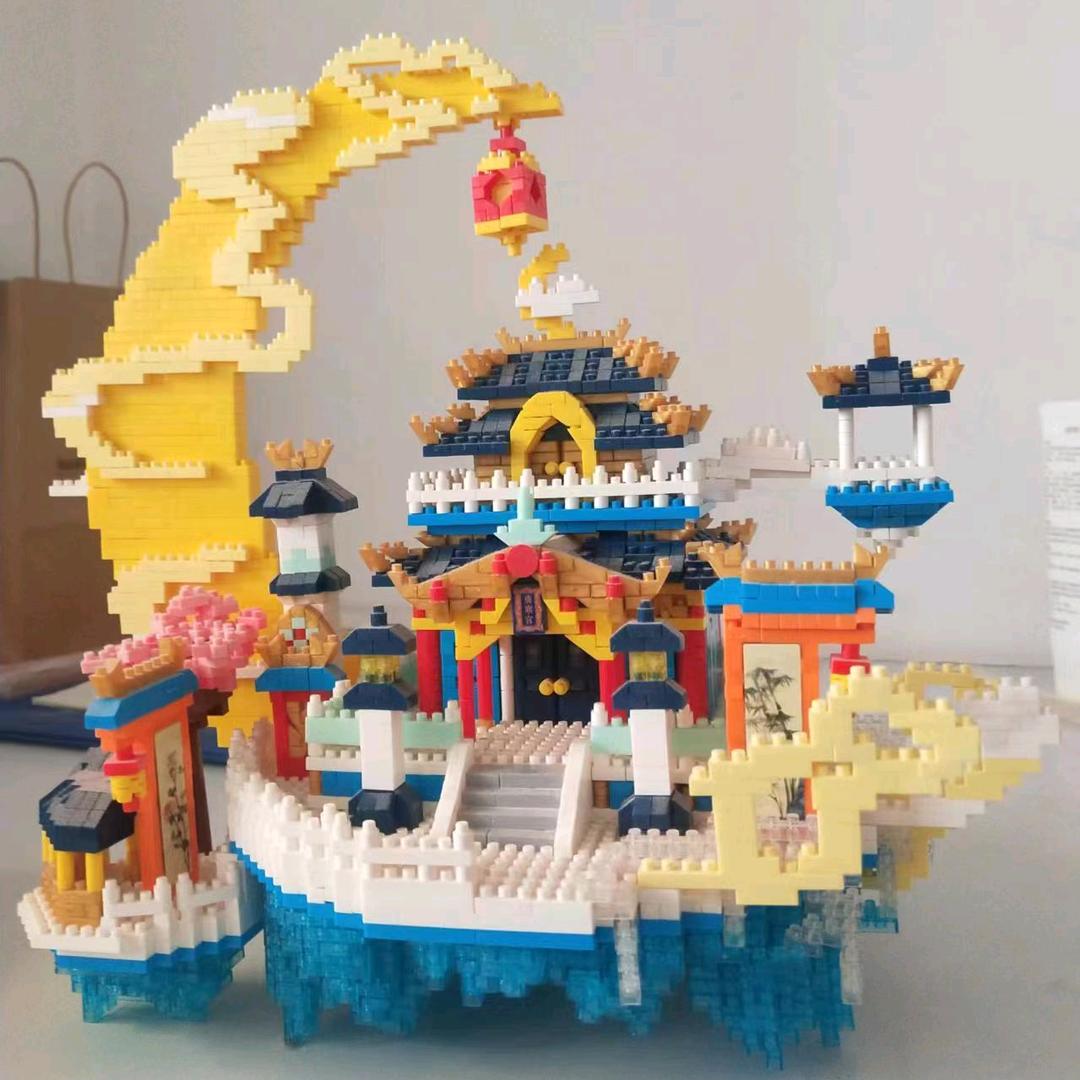 (❁´◡`❁)*✲ﾟ*华子