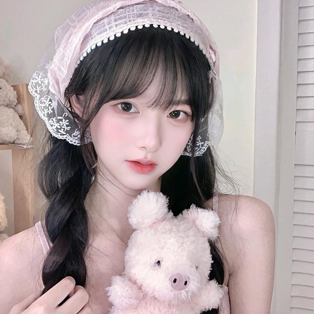 栗子啵啵ᐝ