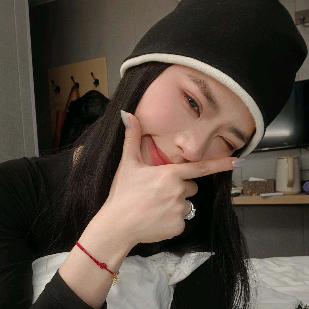 鱼头吃鲨鱼