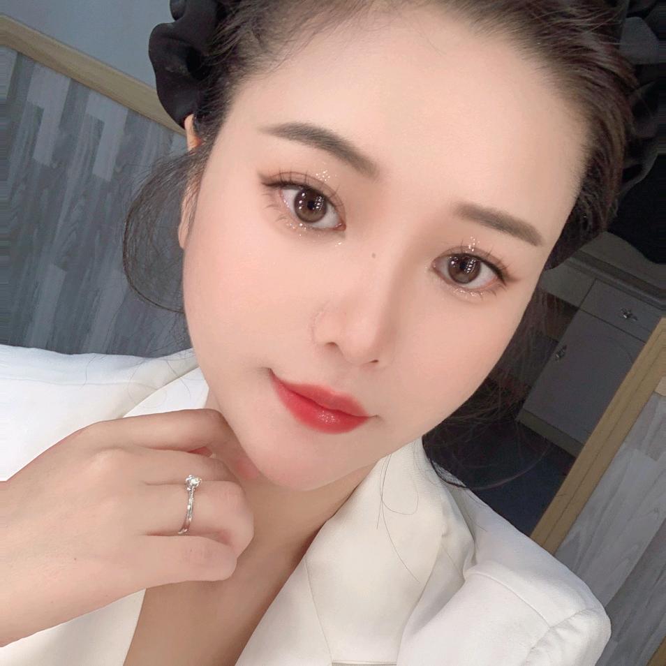 是辰辰吖⁹⁹⁹