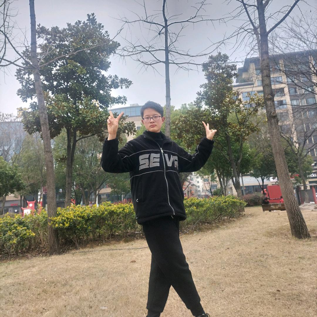 河南俊岩大帅哥