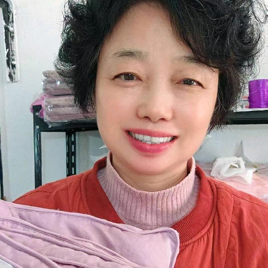 裁缝阿英羽绒被与百货