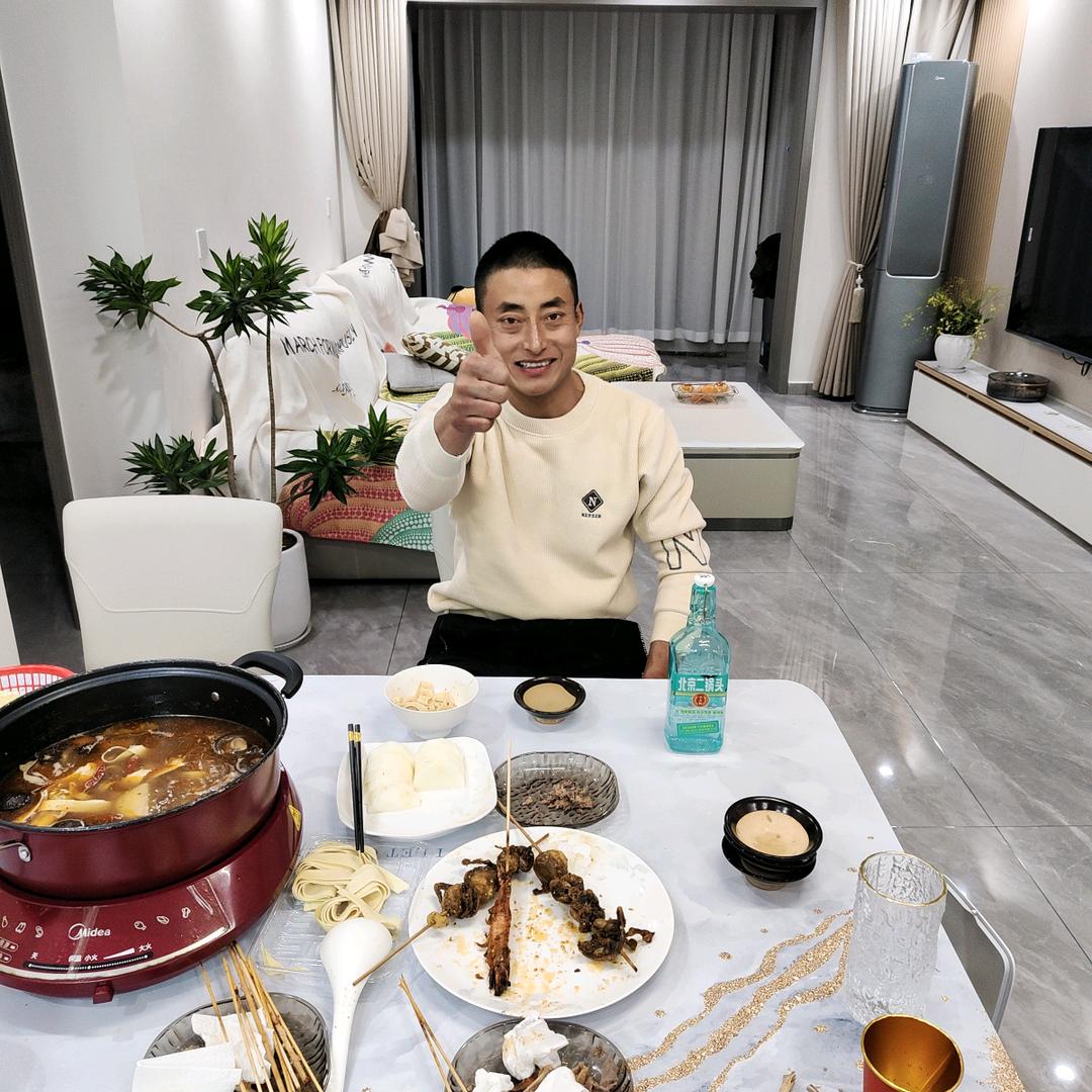 爱跑步爱喝酒的虎🐯