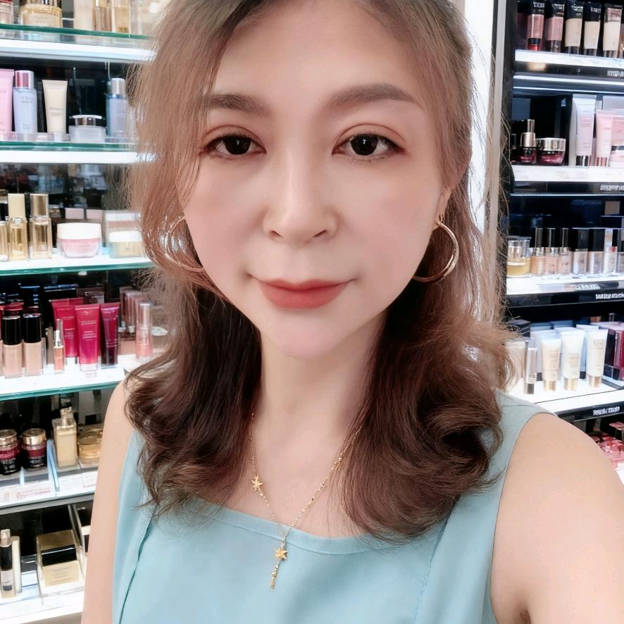 颜＋  专注祛斑  痘  敏，疤