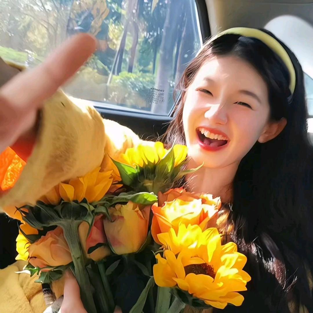 呦呦不鹿鸣ᥫᩣ ᐝ²⁷⁷