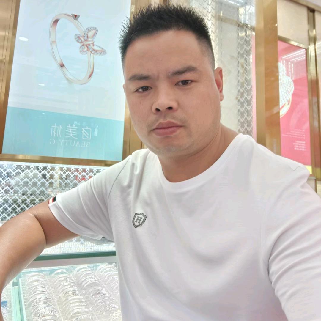 刘平