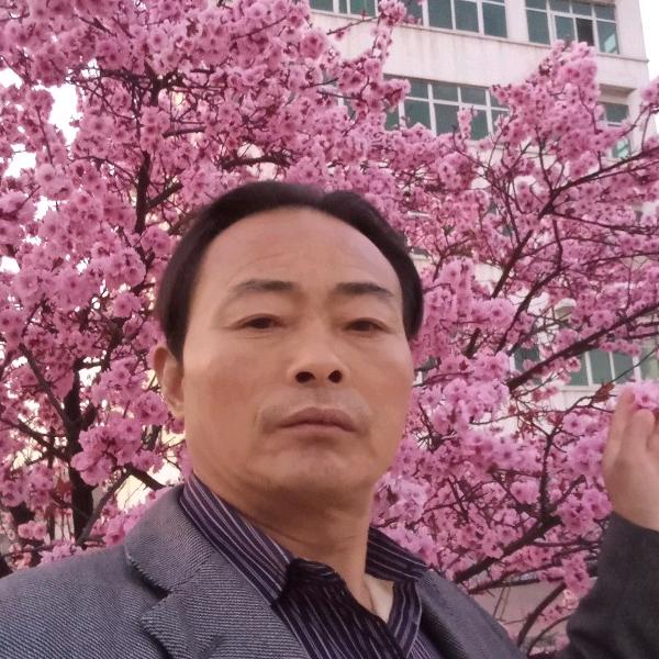 徐成明