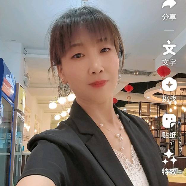 9058香辣虾纸包鱼煎锅鱼升龙城店三姐